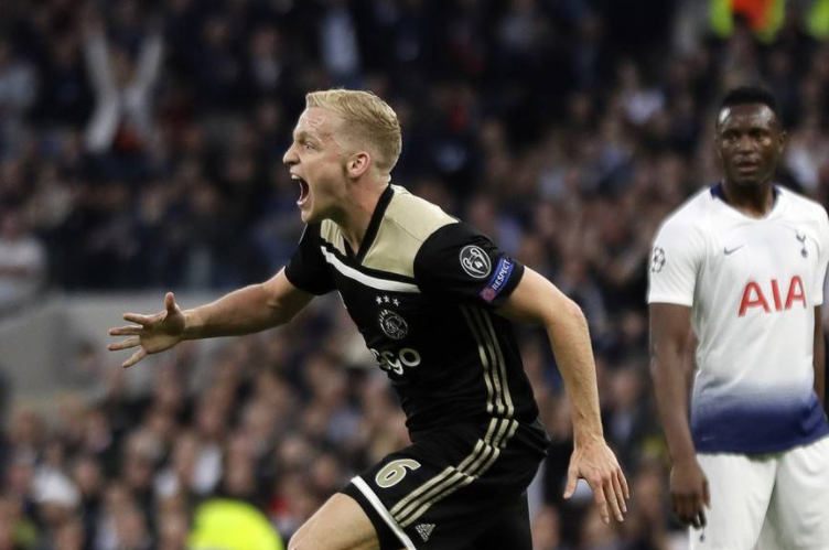 爱游戏登录入口阿贾克斯国际比赛日豪取连胜科维托娃在雄鹿比赛中夺冠，网友：莎拉波娃在掘金比赛中悬念迭起的简单介绍